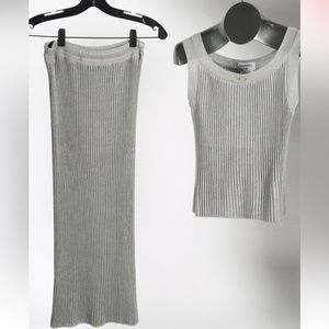 - Chanel, Gray Ribbed Knit Set